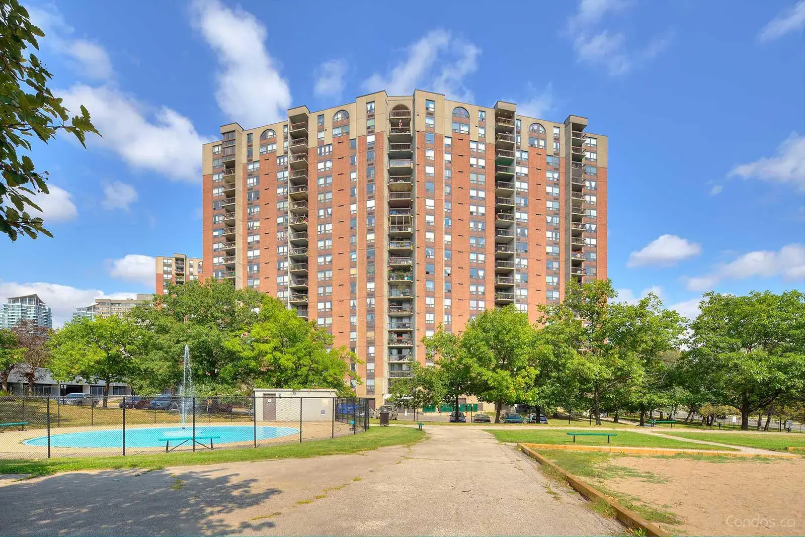 50 mississauga valley 20 50 mississauga valley blvd original 4