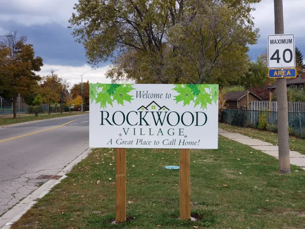 Rockwood Village Welcome Sign Fieldgate Drive near Audubon Blvd Rockwood Village Welcome Sign Fieldgate Drive near Audubon Blvd