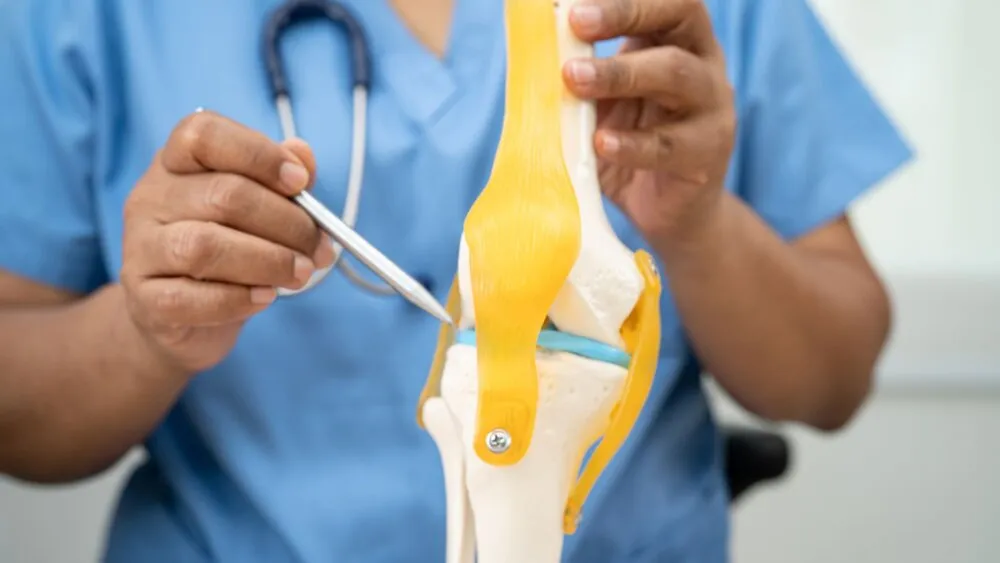 Glucosamine and Chondroitin Sulfate for Osteoarthritis of the Knee Glucosamine and Chondroitin Sulfate for Osteoarthritis of the Knee