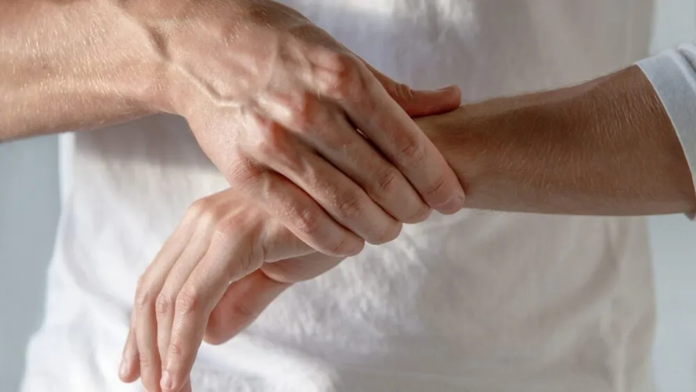 Hand and Wrist Pain Hand and Wrist Pain