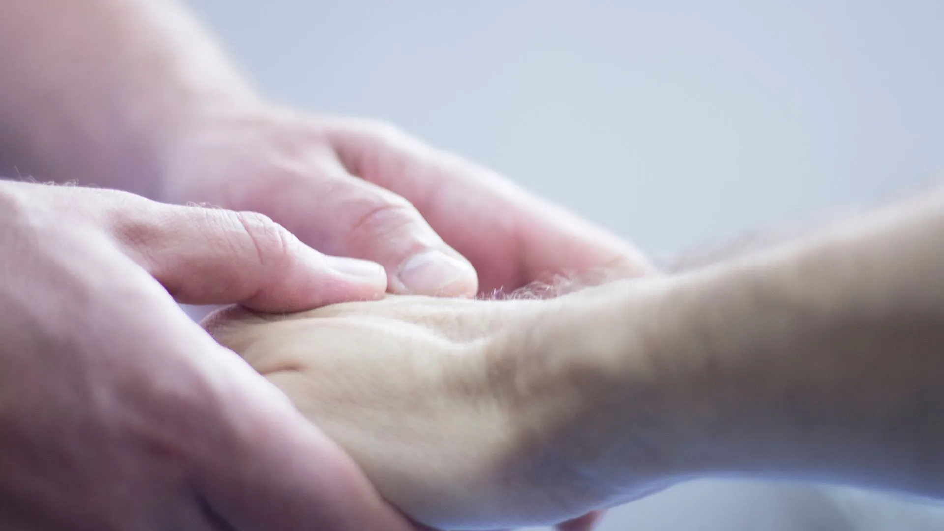 How Osteopathy Can Help Hand and Wrist Pain